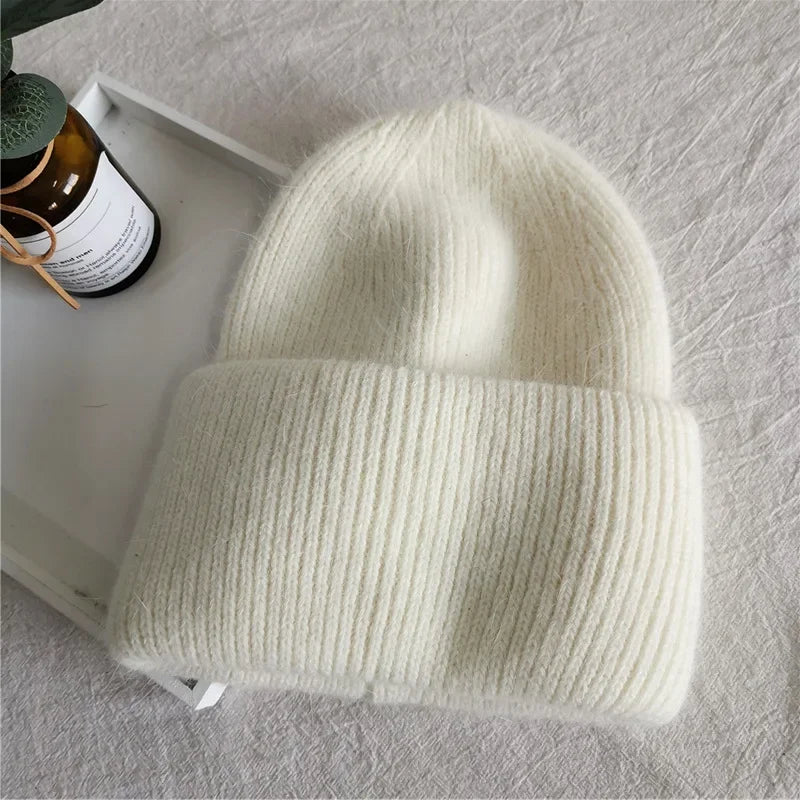 Bonnet tricoté chaud pour femme