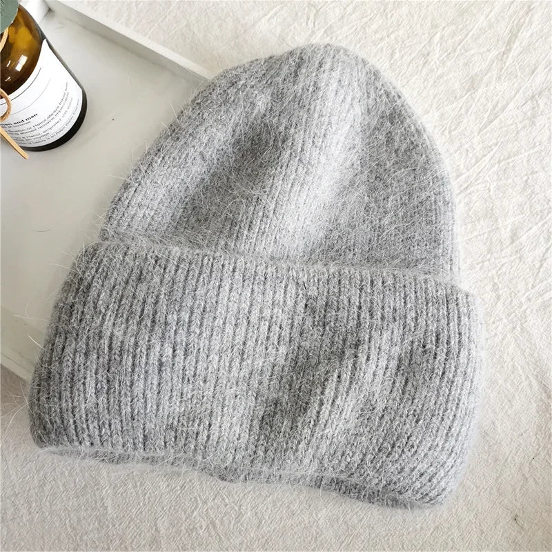 Bonnet tricoté chaud pour femme